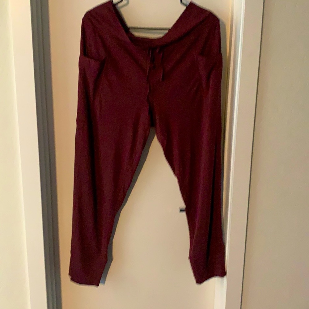 Fabletics Lounge Joggers